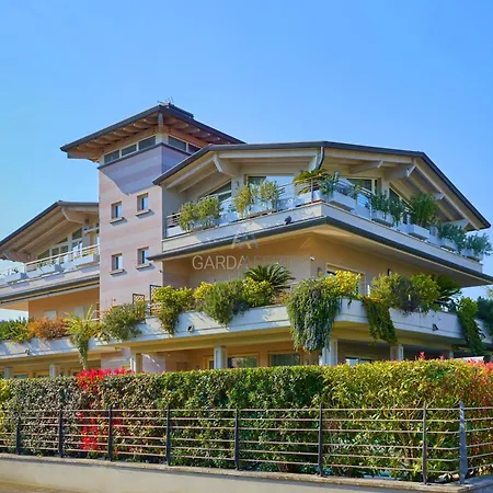 King Loft - Attico Vista Sirmione