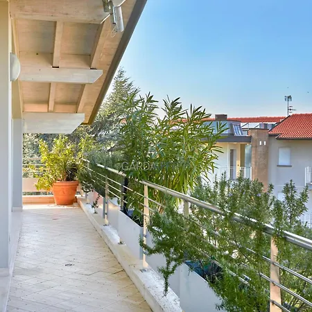 King Loft - Attico Vista Апартаменты Сирмионе