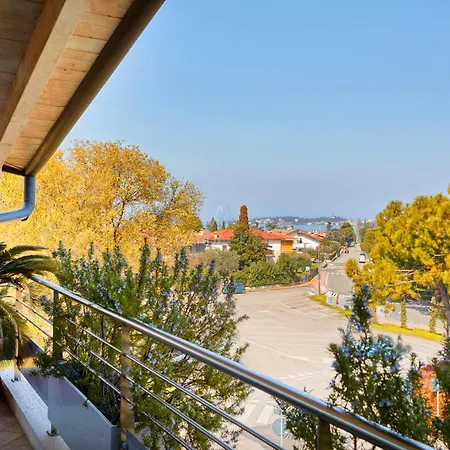 Apartment King Loft - Attico Vista Sirmione