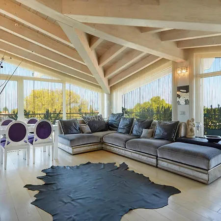 Apartment King Loft - Attico Vista Sirmione