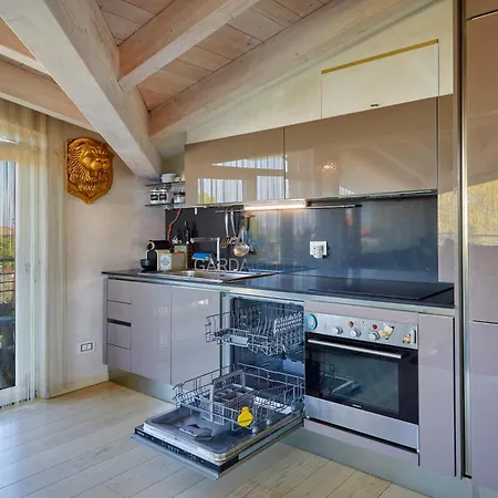 King Loft - Attico Vista Apartment Sirmione